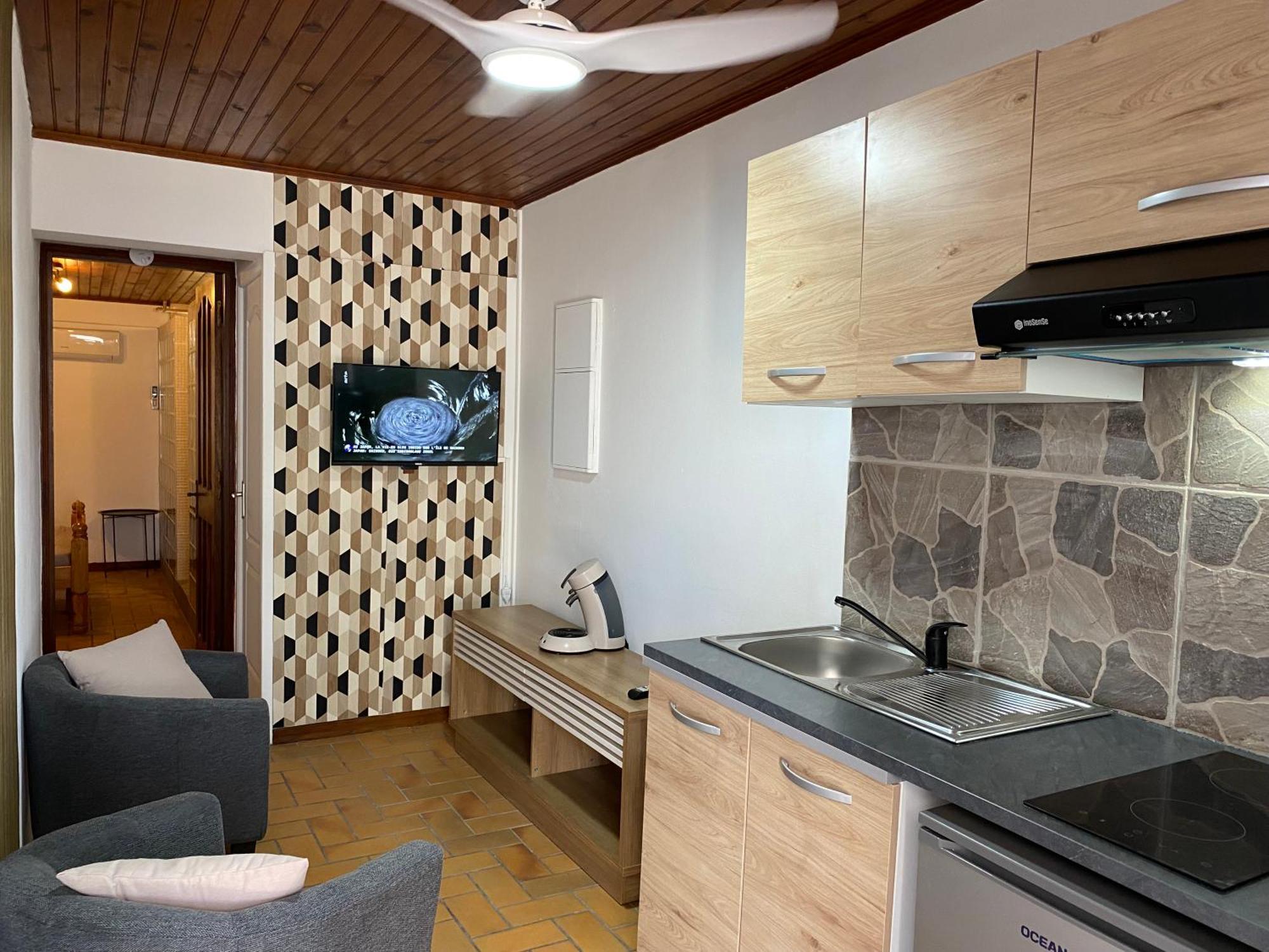 Happy Tropicaloc Apartment Saint Pierre Ngoại thất bức ảnh